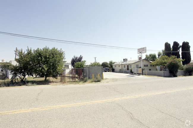 Building Photo - 6000 State Rd