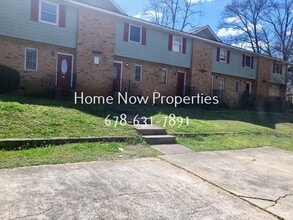 Building Photo - Modern Townhome w/ Granite Kitchen + Fenced Yard – Move-In Ready