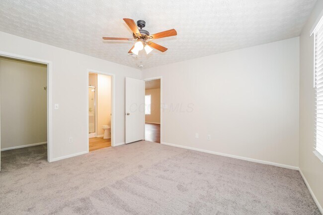 Building Photo - 5393 Blanchard Dr