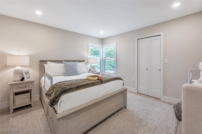 Building Photo - 6371 Pelican Bay Blvd