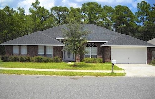 Primary Photo - Pinecrest