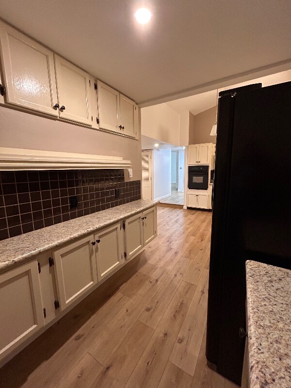 Building Photo - 1388 Hartsdale Dr