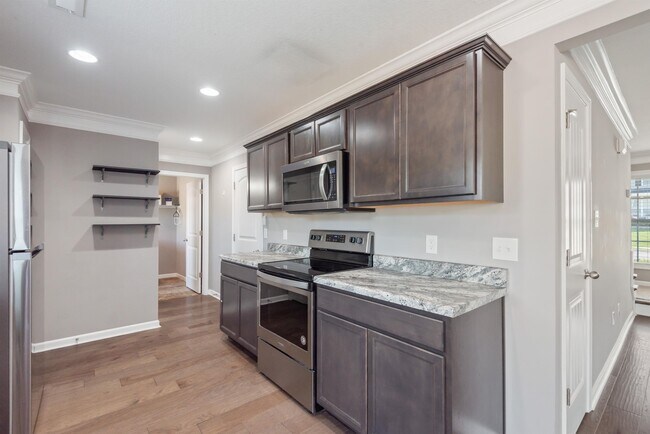 Building Photo - 6964 Holliday Park Ln