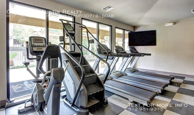 Building Photo - The Marquis at Barton Trails