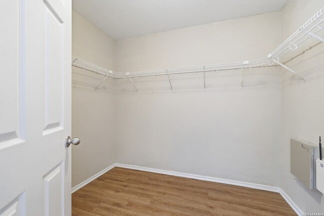 Building Photo - 10202 Roseangel Ln