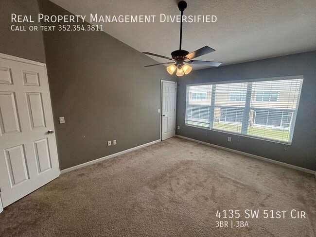 Building Photo - 4135 SW 51st Cir
