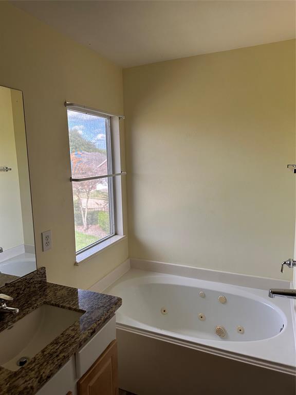 Building Photo - 17523 Poplar Canyon Ln