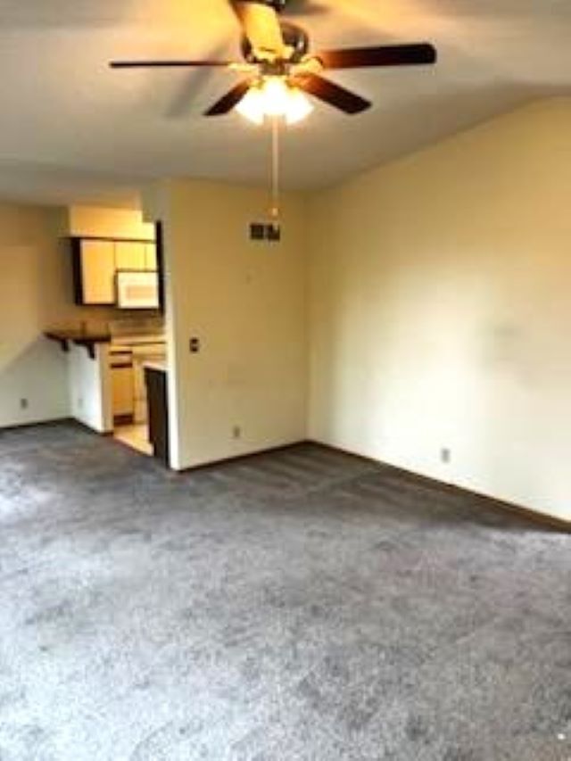 Building Photo - 9260 Erskine Plaza