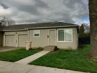 Building Photo - 2 Bedroom Duplex ~ Albany ~ Pet Friendly