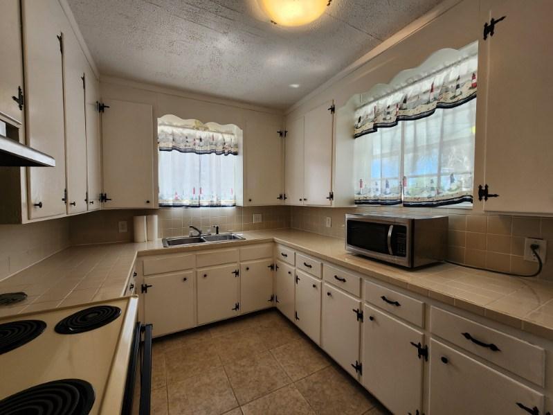 Kitchen - 6 Odess Ln