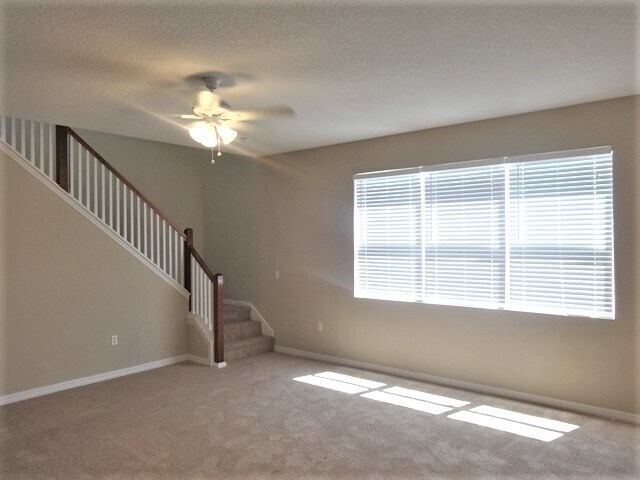 Building Photo - 2012 Bearing Ln