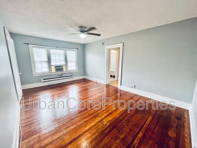 Building Photo - 500 5th St N