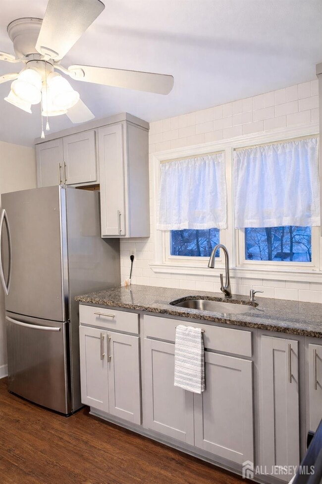 Building Photo - 3 Jerome Pl