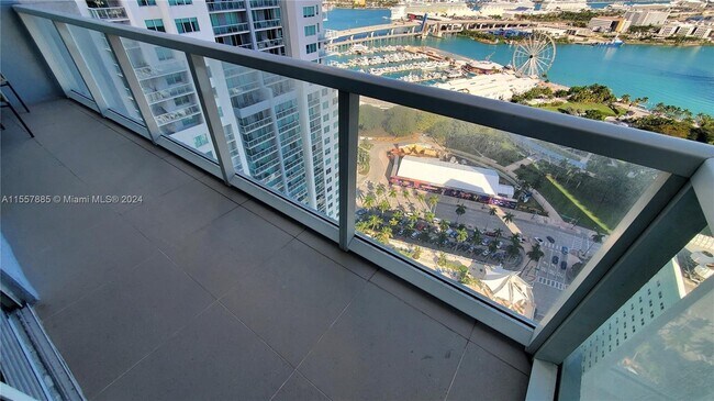 Building Photo - 253 NE 2nd St