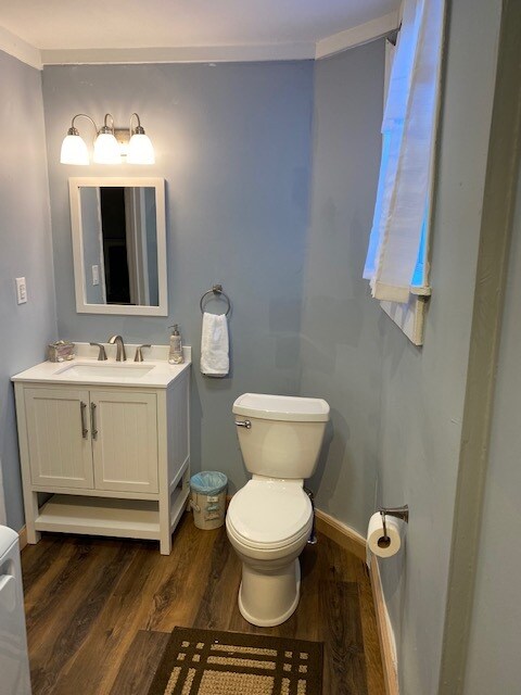 Bathroom area - 2404 Elm St