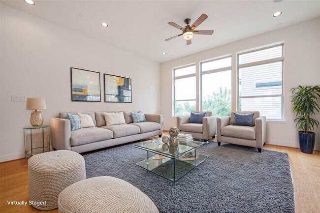 Building Photo - 194 Harvard St