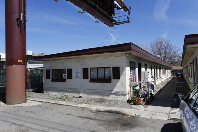 Building Photo - 1190 S Sheridan Blvd