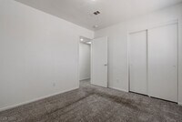 Building Photo - 2187 Eclair Cir