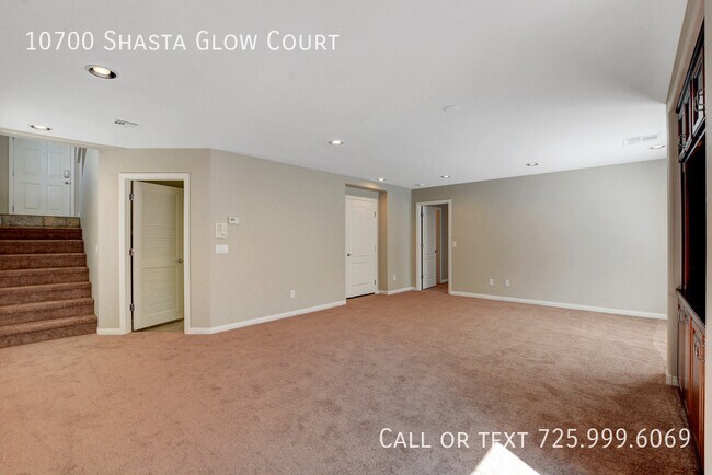 Building Photo - 10700 Shasta Glow Ct
