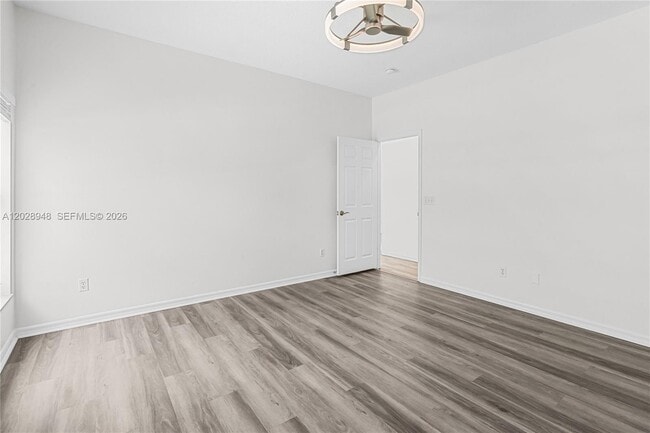 Building Photo - 434 Castlemain Cir