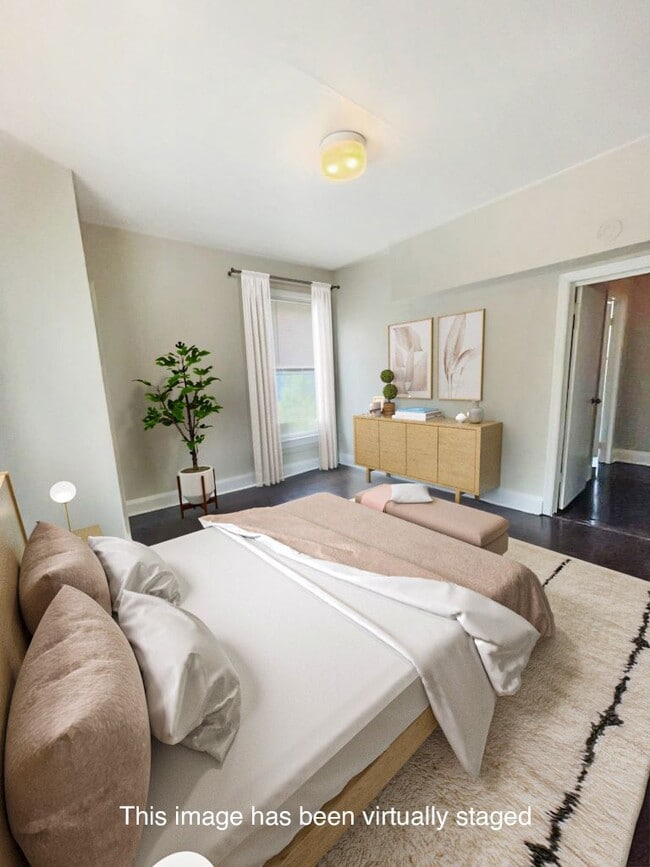 Huge Primary Bedroom Perfect for Your Bed Set - 817 Homestead St