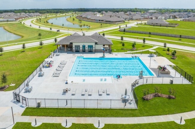 Building Photo - 9311 Speckled Trout Dr