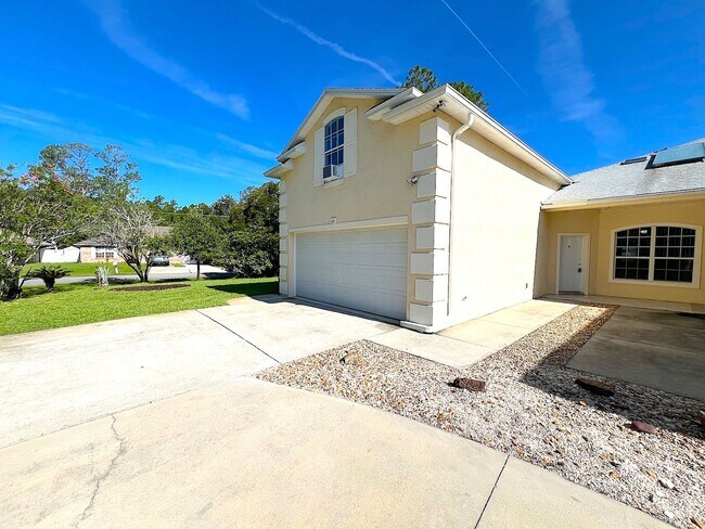 Building Photo - 20 Regis Ln