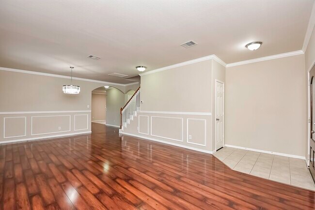 Building Photo - 407 Stream Mill Ln