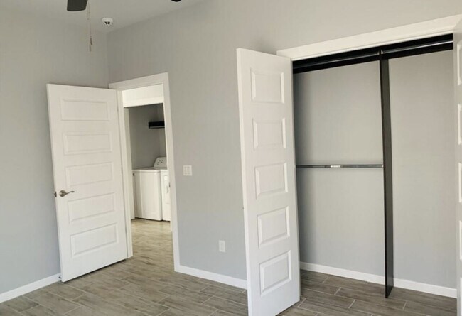 Building Photo - 3806 Valeria - MonMack Place