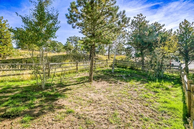 Building Photo - 31340 Brookline Rd