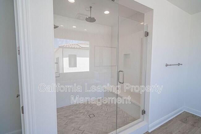 Building Photo - 24111 W Corte Escarpa