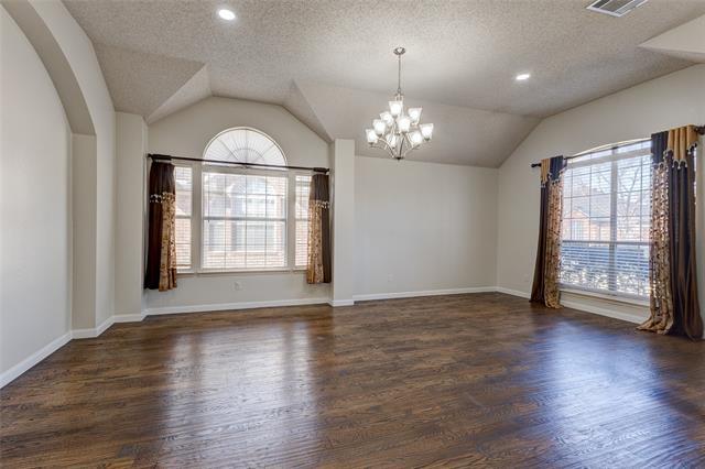 Building Photo - 10809 River Oaks Dr