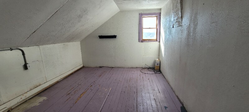 Building Photo - 164 Dupont St