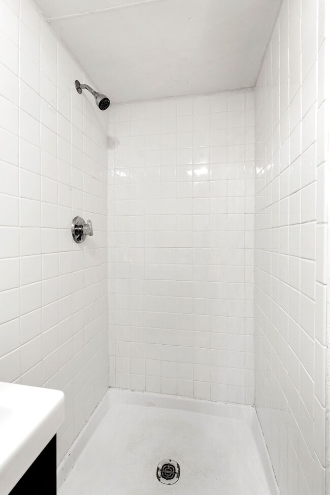 Building Photo - 22-26 Waltham St Maynard