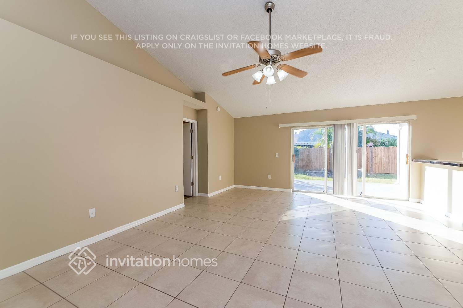 Building Photo - 3405 5th Dr W