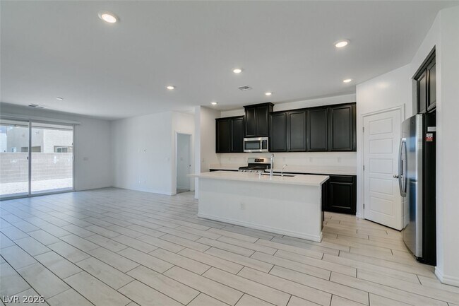 Building Photo - 6858 Greensmen Ave