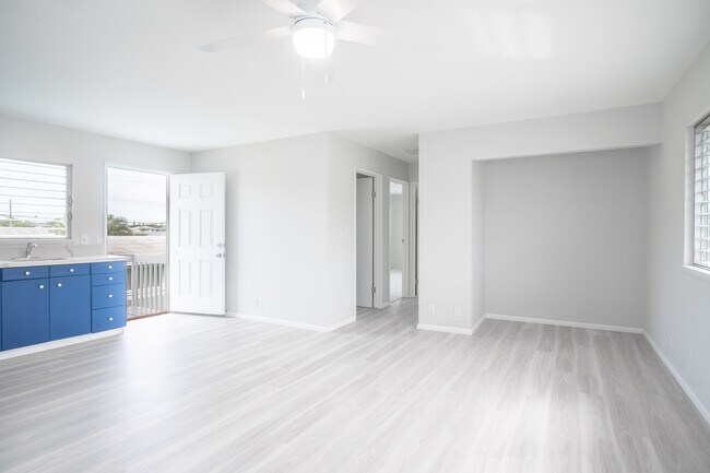 Building Photo - 518 Olomana St