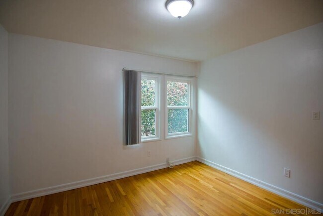 Building Photo - 170 Garrett Ave