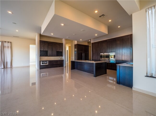 Building Photo - 7426 Yonie Ct