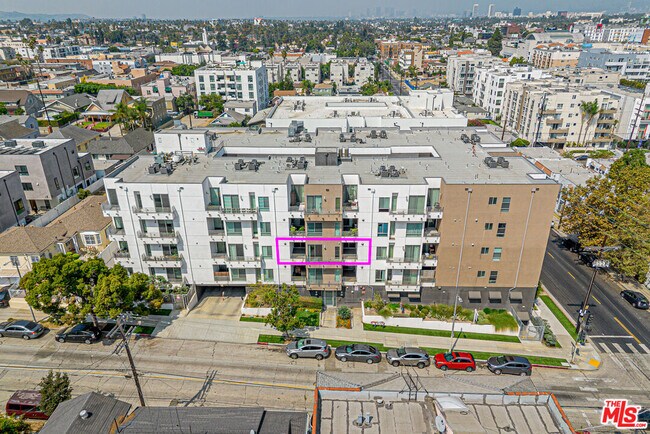 Building Photo - 1101 S Harvard Blvd