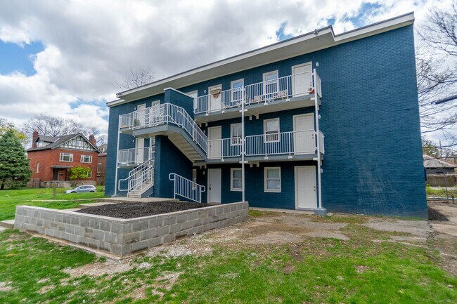 Building Photo - 331 Kendall Pl