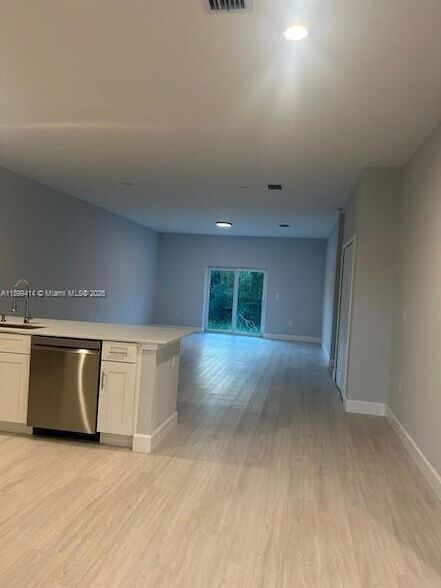 Building Photo - 10387 Port Everglades St