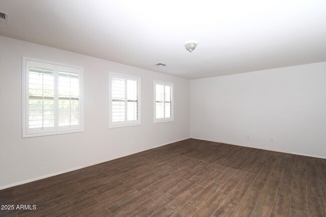 Building Photo - 3316 E Kingbird Pl