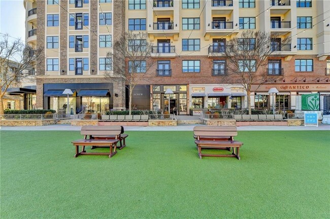 Building Photo - 120 Grand Cres