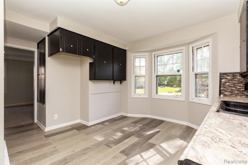 Building Photo - 16011 Manning St