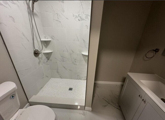 Building Photo - 1961 N Croskey St