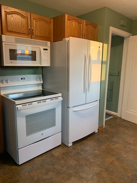 Building Photo - 1915 N Alvin St