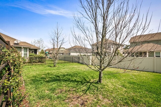 Building Photo - Resort-Style Living Awaits! 3BR Home with ...