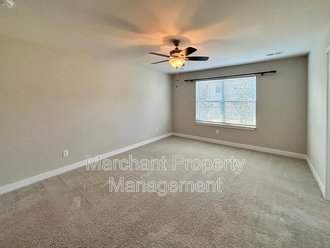 Building Photo - 227 Clearwood Dr