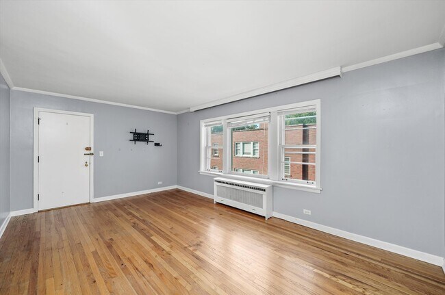 Building Photo - 1408 Central St